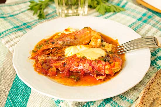 Shrimp with tomato and feta 
